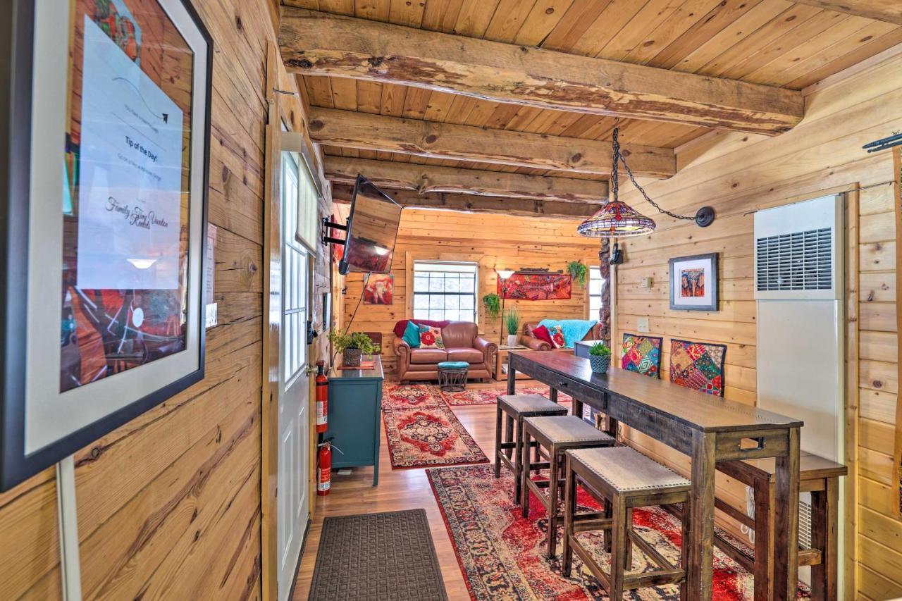 Rustic Duck Creek Village Cabin With Fire Pit! Экстерьер фото