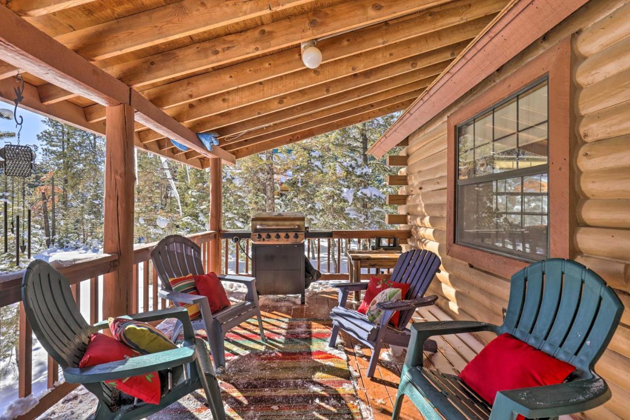 Rustic Duck Creek Village Cabin With Fire Pit! Экстерьер фото